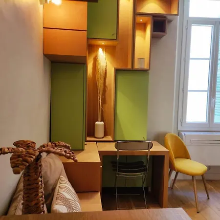 Apartment Superb Apartment, Air-conditioned, Parking *