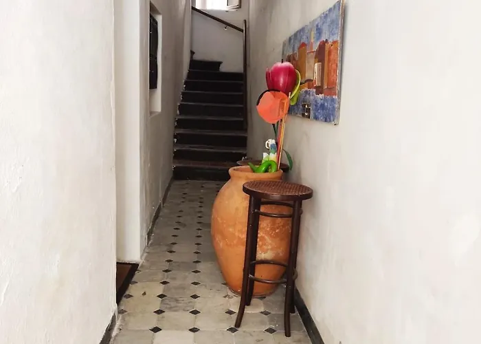 Superb Apartment, Air-conditioned, Parking Apartment